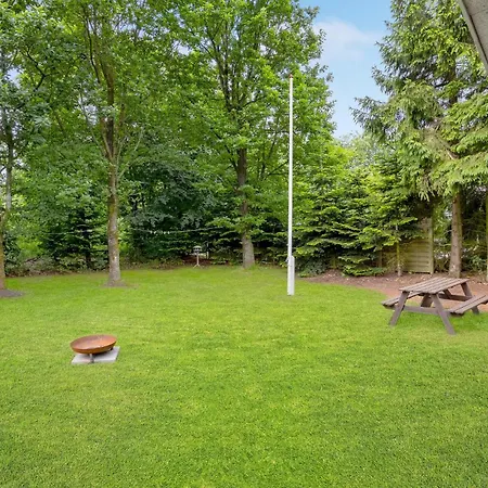 4 Bedroom Beautiful In Toftlund