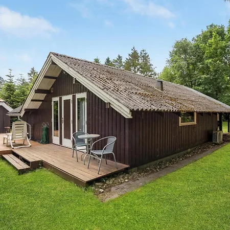 4 Bedroom Beautiful In