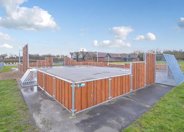 4 Bedroom Beautiful In Toftlund