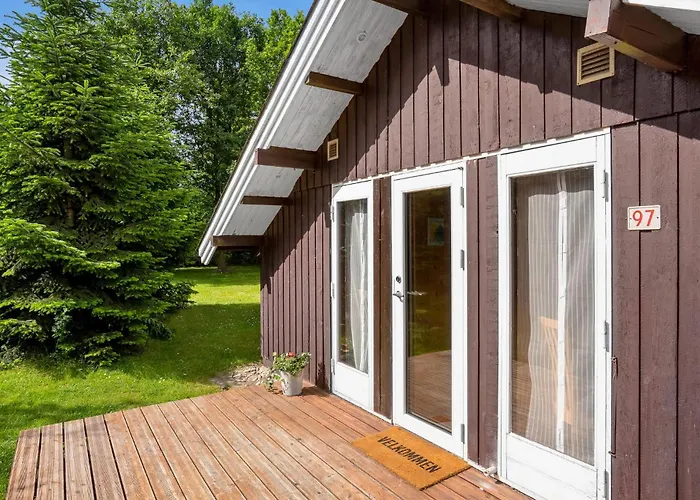 Сasa de vacaciones 4 Bedroom Beautiful In *